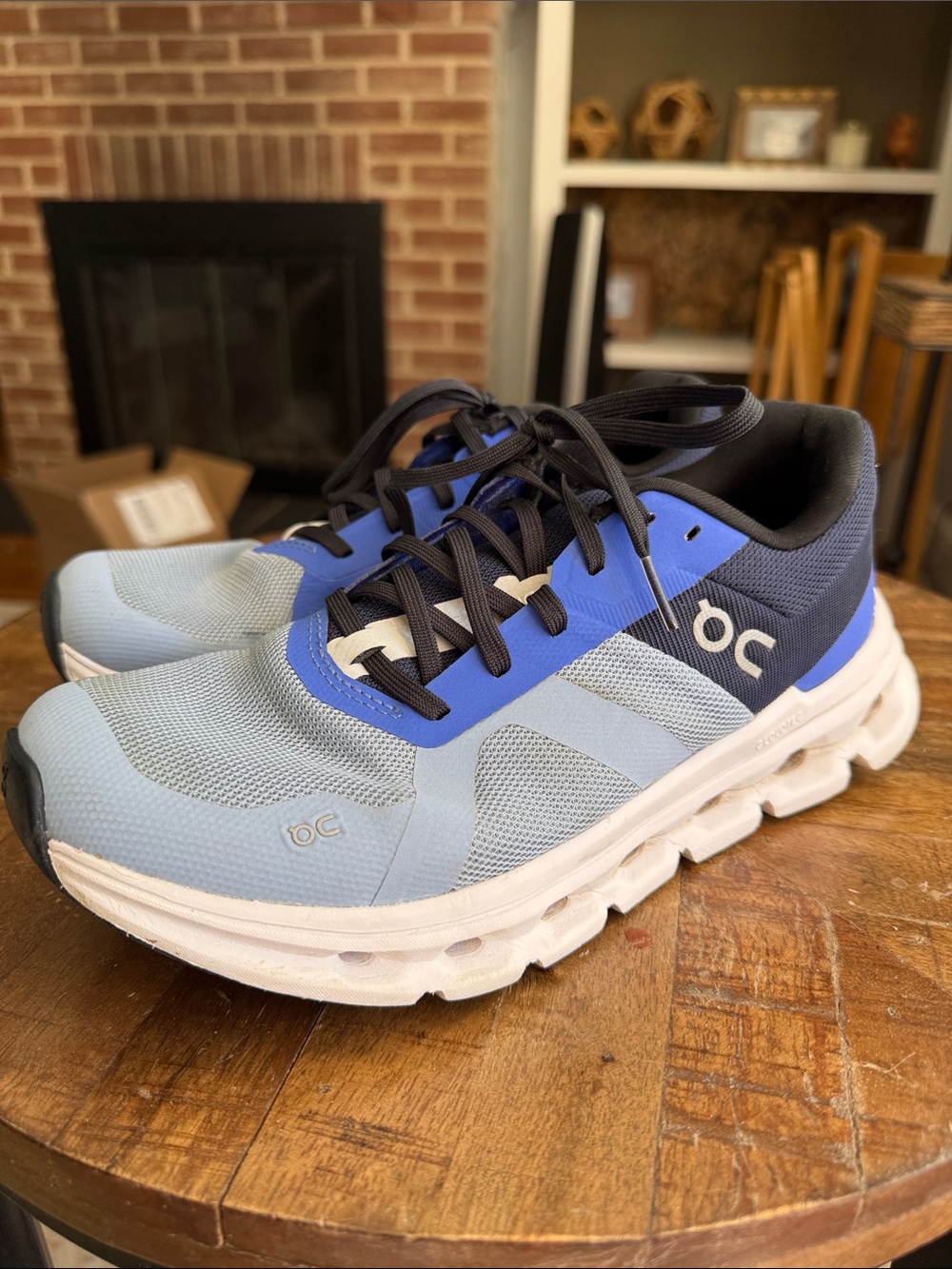 On Cloud On W Cloudrunner Sneakers 8.5 - Picture 10 of 12
